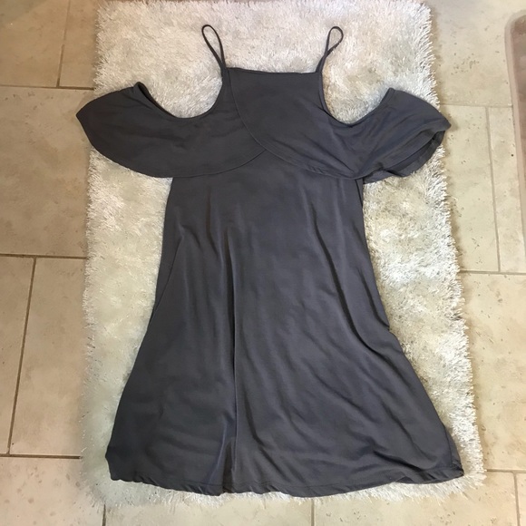Forever 21 Dresses & Skirts - 🎄cute detailed mini dress🎄